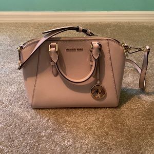 Micheal Kors Bag
